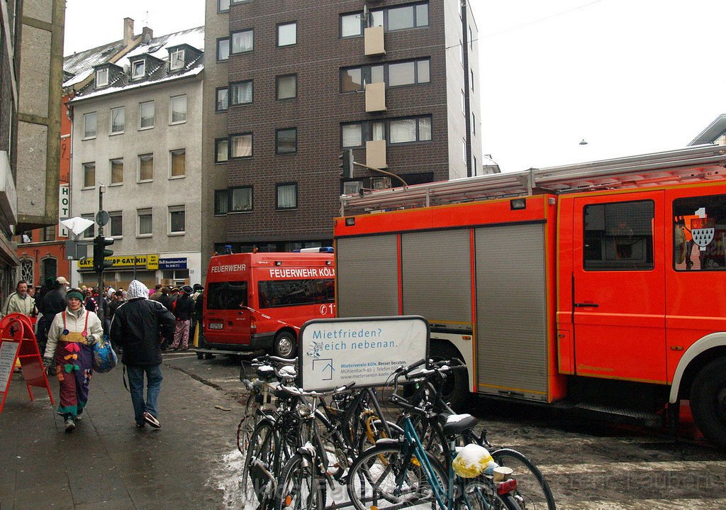Feuerwehr Rettungsdienst Koelner Rosenmontagszug 2010 P009.JPG